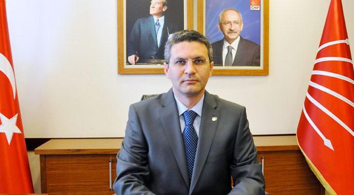 CHP İstanbul İl Başkanı Salıcı, istifa etti CHP İstanbul İl Başkanı Salıcı, istifa etti