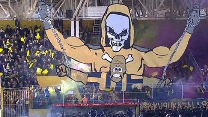 Fenerbahçelileri kızdıran koreografi Fenerbahçelileri kızdıran koreografi