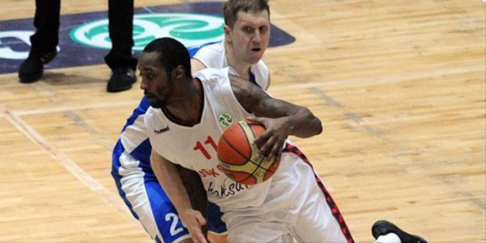 Uşak Sportif Top 16'da! Uşak Sportif Top 16'da!