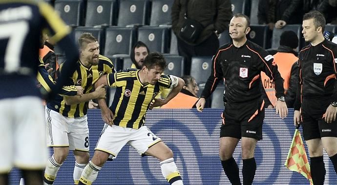 Emre Belözoğlu&#039;nun cezası belli oldu!