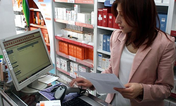 Eczacılar için uzmanlık sınavı geliyor