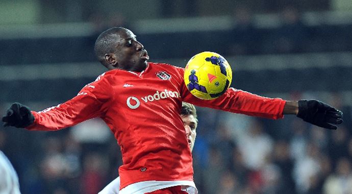 Demba Ba Chelsea'dekinden de iyi Demba Ba Chelsea'dekinden de iyi