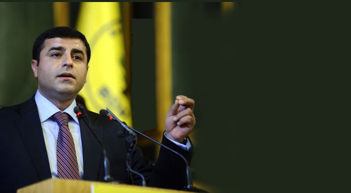 HDP'den yeni bomba, askerlik kalksın! HDP'den yeni bomba, askerlik kalksın!