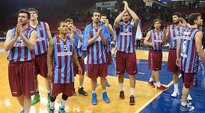 Trabzonspor Medical Park 4. maçından da galibiyetle ayrıldı Trabzonspor Medical Park 4. maçından da galibiyetle ayrıldı