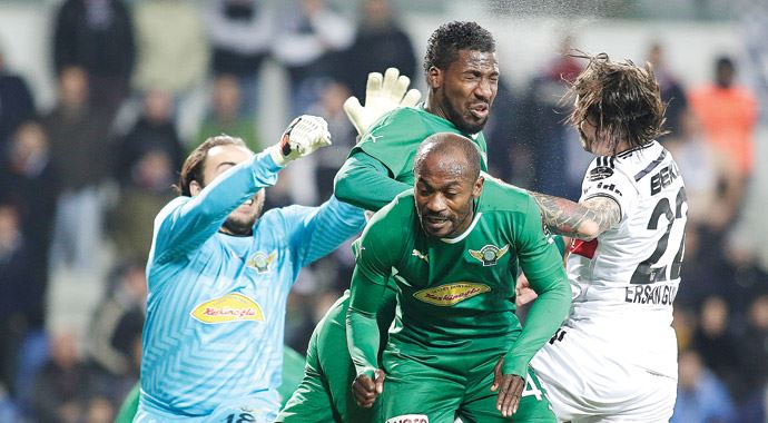 Beşiktaş'ta ilklerin gecesi Beşiktaş'ta ilklerin gecesi