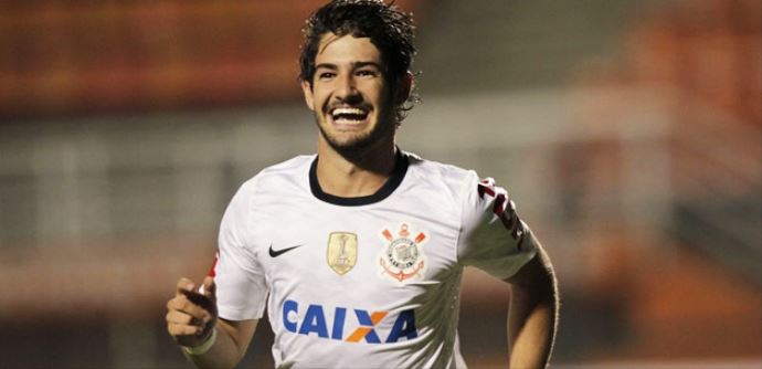 Pato'nun menajeri Fenerbahçe iddialarını yalanladı Pato'nun menajeri Fenerbahçe iddialarını yalanladı