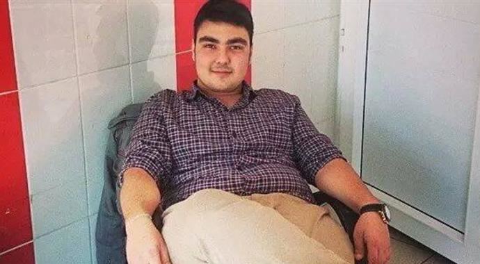 Balıkesir'de feci kaza, 2 ölü var Balıkesir'de feci kaza, 2 ölü var