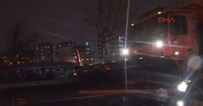 İstanbul'da kar başladı, İBB hazırolda! İstanbul'da kar başladı, İBB hazırolda!