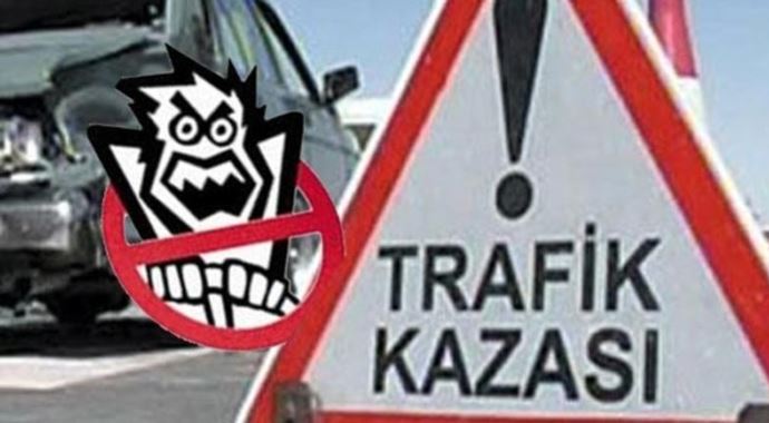 Ehliyetsiz sürücü baba-oğula çarptı Ehliyetsiz sürücü baba-oğula çarptı