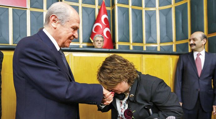 Devlet Bahçeli, 'Kadına şiddeti lanetliyorum!' Devlet Bahçeli, 'Kadına şiddeti lanetliyorum!'