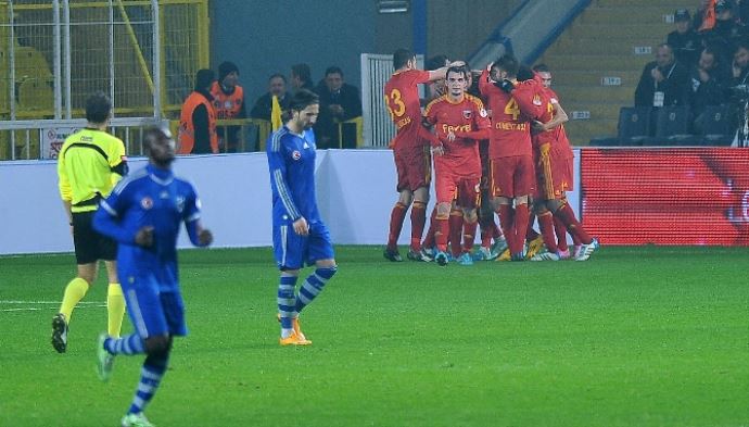 Kayserispor Fenerbahçe fobisini yendi Kayserispor Fenerbahçe fobisini yendi
