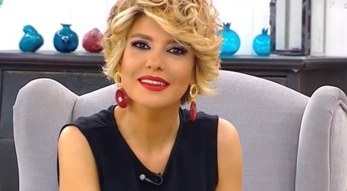 Ceza'dan Gülben Ergen'e olay 'bedelli' sözleri Ceza'dan Gülben Ergen'e olay 'bedelli' sözleri