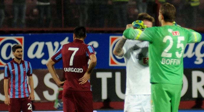 Trabzonspor&#039;dan 2015&#039;e 4 gollü veda