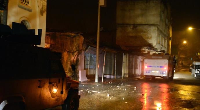 Siirt&#039;te göstericilere polis müdahalesi