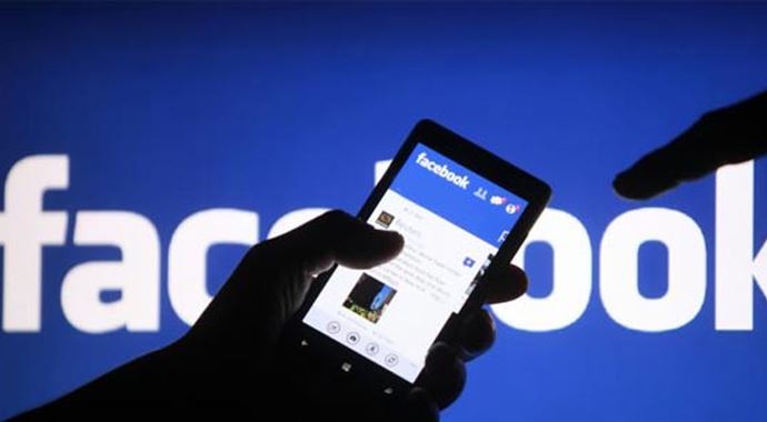 Facebook özür diledi 