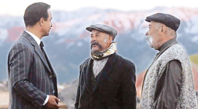 Film için dişleri döküldü Film için dişleri döküldü
