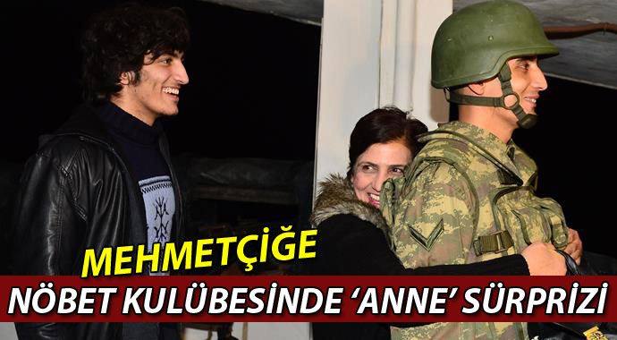 Mehmetçiğe nöbet kulübesinde büyük sürpriz Mehmetçiğe nöbet kulübesinde büyük sürpriz