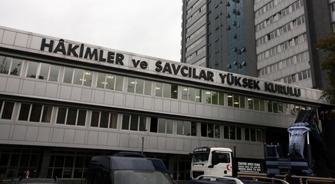 O savcılar açığa alınabilir O savcılar açığa alınabilir