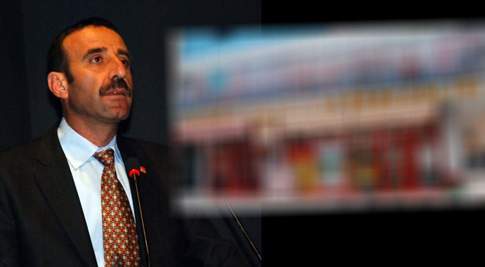 Didim CHP, AK Parti'nin afişi için yargıya başvurdu Didim CHP, AK Parti'nin afişi için yargıya başvurdu
