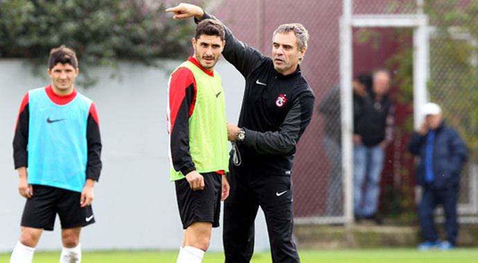 Ersun Yanal, 'Kazanmak için bir şey yapmadık' Ersun Yanal, 'Kazanmak için bir şey yapmadık'