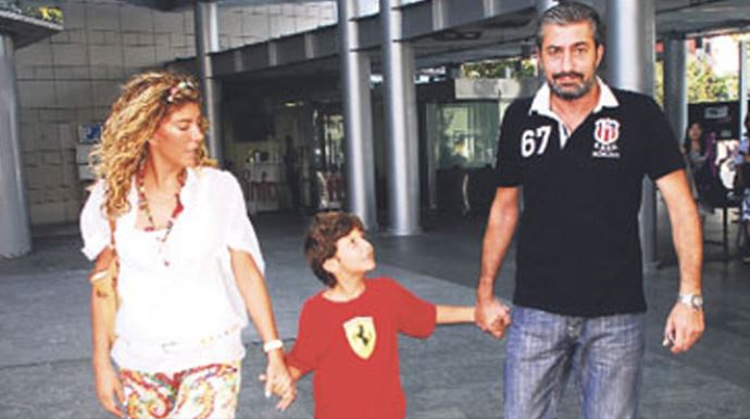 Erkan Petekkaya, fast food devine dava açıyor