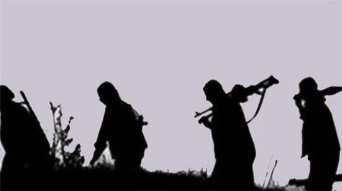 Tunceli'de PKK'lılar avcıları tehdit etti, 'Gördüğümüz an vururuz' Tunceli'de PKK'lılar avcıları tehdit etti, 'Gördüğümüz an vururuz'