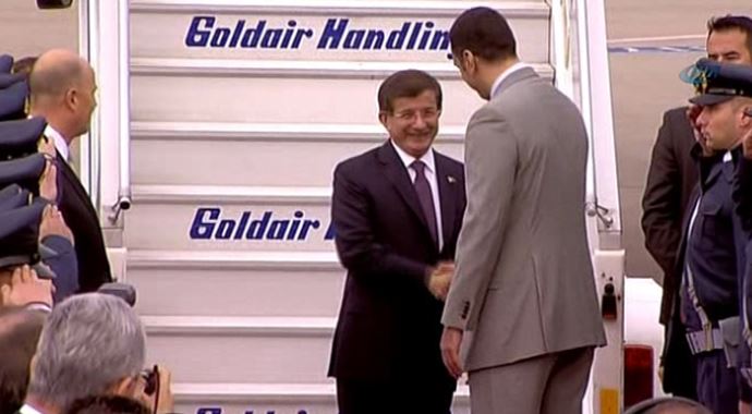 Başbakan Davutoğlu Atina'da Başbakan Davutoğlu Atina'da