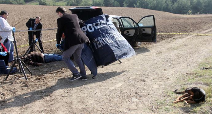 Av köpeği, sahibinin cesedinin başından hiç ayrılmadı