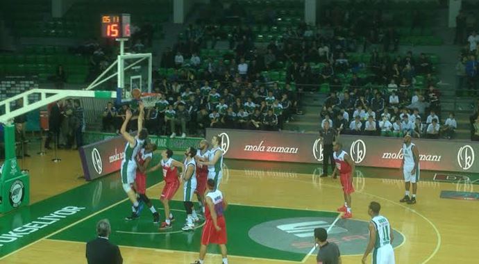 Darüşşafaka Doğuş, Tofaş'a fark attı Darüşşafaka Doğuş, Tofaş'a fark attı