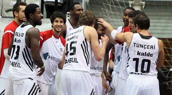 Beşiktaş'tan kritik deplasman galibiyeti Beşiktaş'tan kritik deplasman galibiyeti