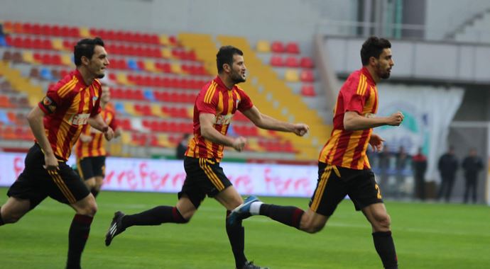 Kayserispor lideri devirdi Kayserispor lideri devirdi