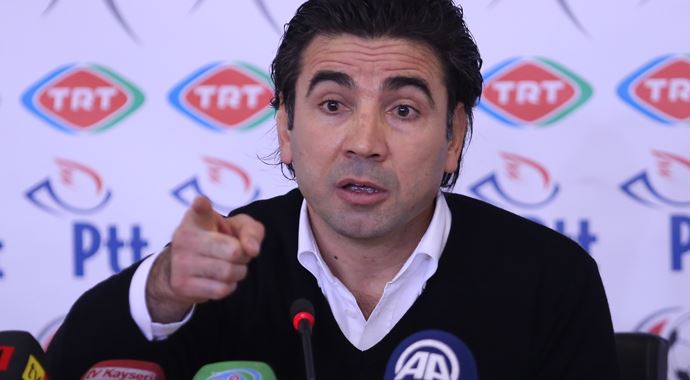 Osman Özköylü gazetecilerle tartıştı Osman Özköylü gazetecilerle tartıştı