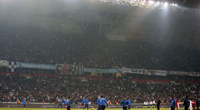 Torku Arena doldu taştı! Torku Arena doldu taştı!