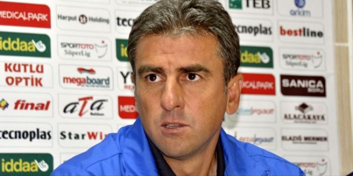 Hamza Hamzaoğlu'ndan 'Arsenal' açıklaması Hamza Hamzaoğlu'ndan 'Arsenal' açıklaması