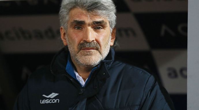 Tütüneker "Hakem kırmızı kart vermeyebilirdi" Tütüneker "Hakem kırmızı kart vermeyebilirdi"