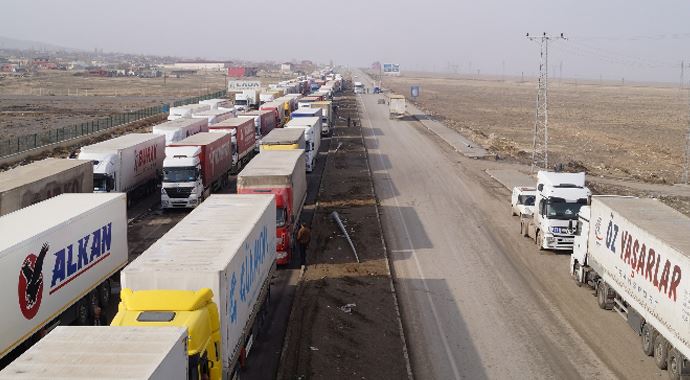 Gürbulak Sınır Kapısı&#039;nda böylesi ilk kez görüldü