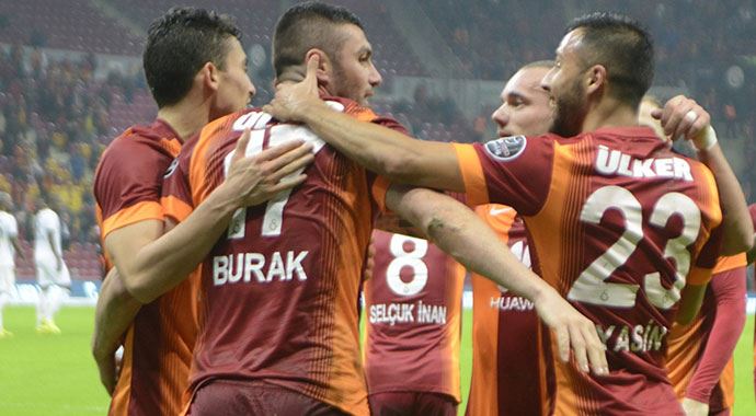Galatasaray-Arsenal maçı (İlk 11&#039;ler)