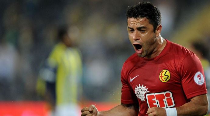 Eskişehirspor&#039;da Tello&#039;nun sözleşmesi feshedildi