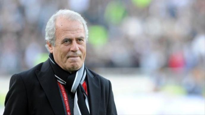Mustafa Denizli hastaneye kaldırıldı!
