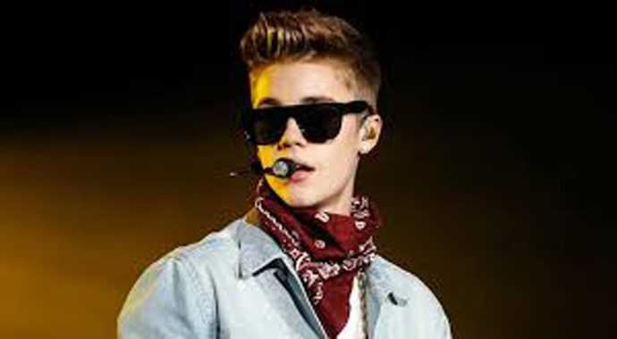 Justin Bieber&#039;ın sınırdışı edilmesi için imzalar tamam