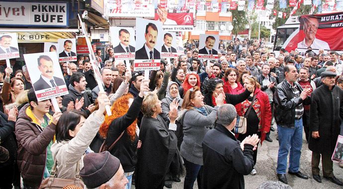 CHP&#039;de örgütler toz duman... Liste savaşları