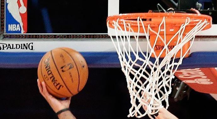 Pistons&#039;tan Spurs galibiyeti!