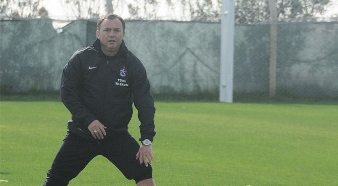 Mandıralı: 'Biz görev adamıyız, görevden kaçmam' Mandıralı: 'Biz görev adamıyız, görevden kaçmam'