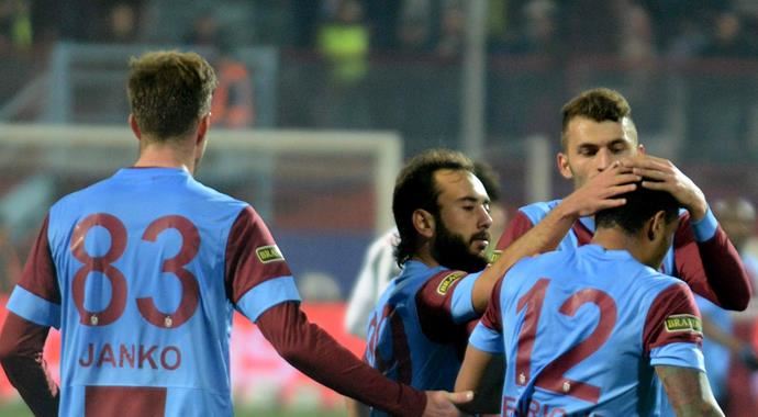 Trabzonspor'da büyük başarı! O takımları geride bıraktı Trabzonspor'da büyük başarı! O takımları geride bıraktı