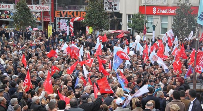CHP'de yeni bir istifa CHP'de yeni bir istifa