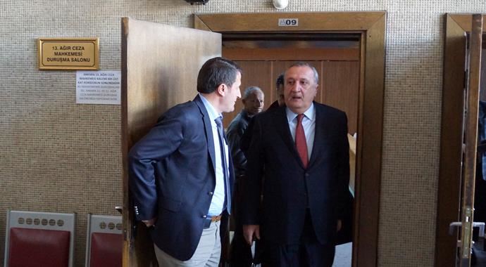 Mehmet Ağar, Ankara Adliyesi'nde ifade verdi Mehmet Ağar, Ankara Adliyesi'nde ifade verdi