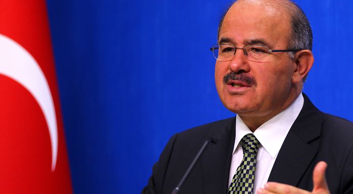 Cemil Çiçek&#039;ten görevden almalar ile ilgili açıklama