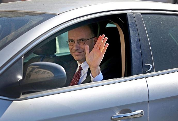 İtalya Başbakanı Enrico Letta istifa etti