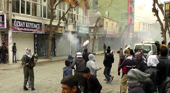 Kepenkler açılmadı, olaylar çıktı! Kepenkler açılmadı, olaylar çıktı!