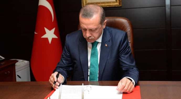 Başbakan Erdoğan 12 saat boyunca ne yaptı? Başbakan Erdoğan 12 saat boyunca ne yaptı?